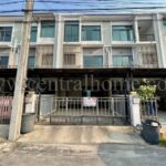 ราคาพิเศษ ทาวน์โฮม 3 ชั้น เดอะ เมทโทร พัฒนาการ – ศรีนครินทร์