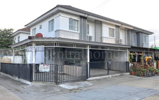 ขายด่วน ทาวน์โฮม บ้านพฤกษา 85 หนามแดง – เทพารักษ์ หลังมุม