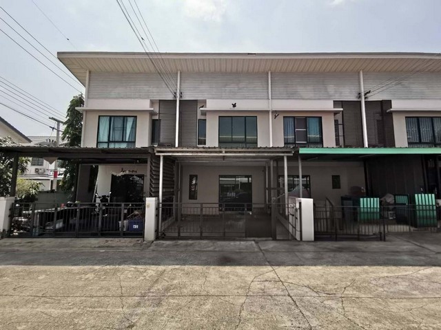 ขาย ทาวน์เฮ้าส์ โมดิวิลล่า-ลาดกระบัง ฉะเชิงเทรา เมืองฉะเชิงเทรา
