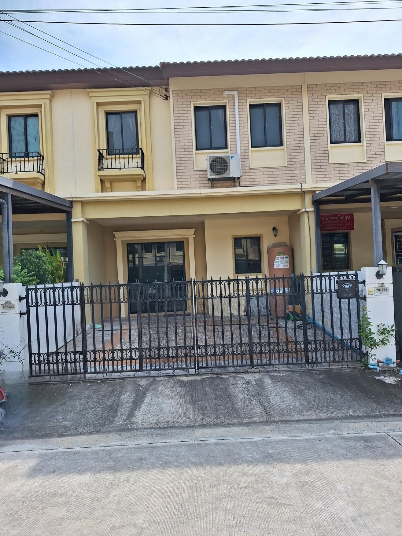 ขายทาวน์เฮ้าส์มือสอง เขตสะพานสูง กรุงเทพฯ