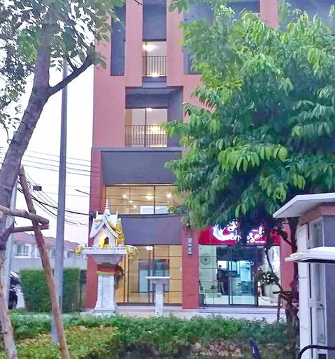 หนองแขม 1.2กม. 5 อาคารพาณิชย์ 3.5ชั้นหลังมุม 29ตร.วาเพชรเกษม77-81