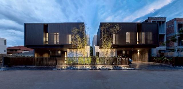 ขาย 11.8 ล้าน ใกล้กาดฝรั่ง หางดง สไตล์ Modern สร้างใหม่ ตกแต่งครบ