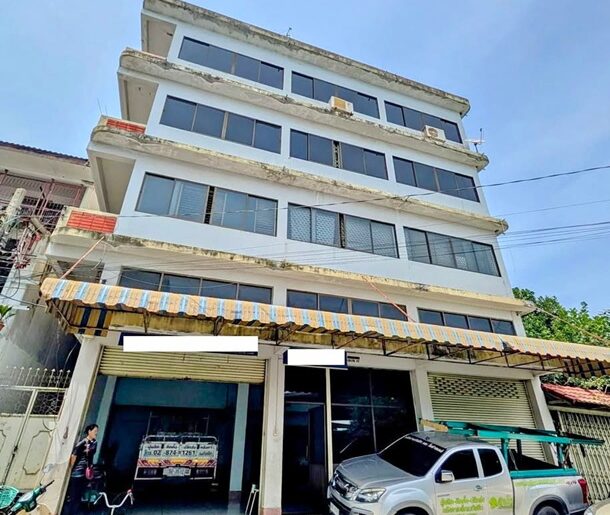 ให้เช่าอาคารพาณิชย์ 5 ชั้น 3 คูหา ใหญ่ บางมด โลตัส พระราม 2 900 ม