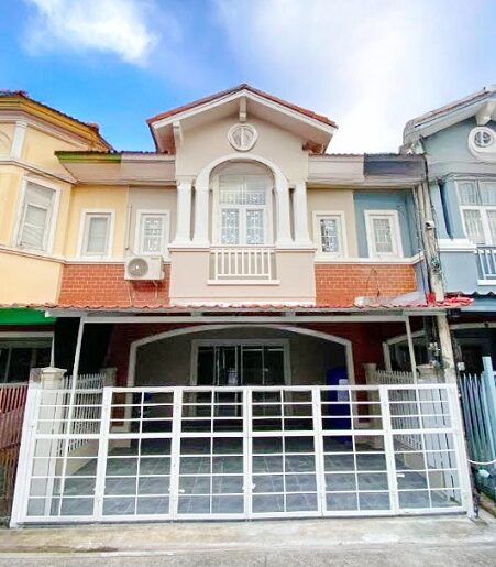รร.เลิศหล้านานาชาติ 600 ม.เพชรเกษม77 โฮมโปร เพชรเกษม 1.2 กม.