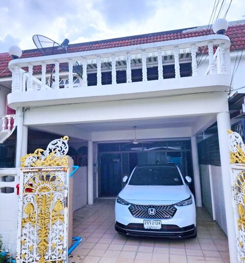 ทำเลแยกสะพาน 99 3นอน ให้เช่าทาวน์เฮ้าส์ 2 ชั้น 25 ตร.วา 200 ตร.ม