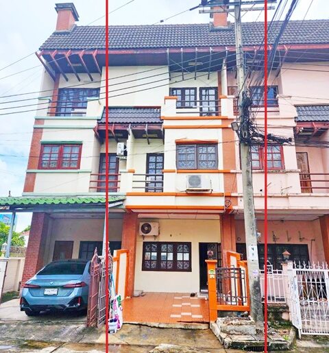 มี 7-Eleven สนามหญ้า 2แอร์ นวมินทร์ ตรงข้ามโลตัส 3 ชั้น 4นอน