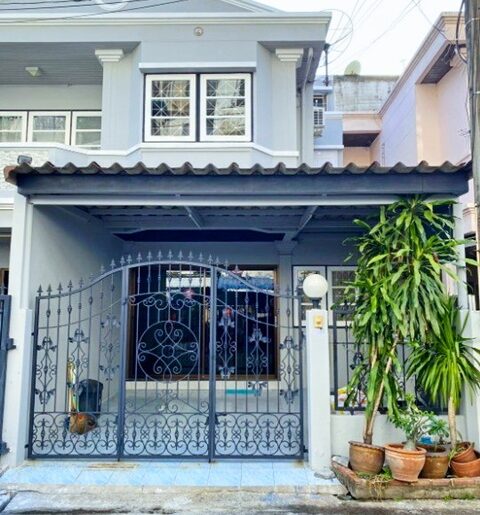 ลาดพร้าววังหิน79-85 BTS เสนานิคม เดอะแจส วังหิน ทาวน์เฮ้าส์ 2 ชั้