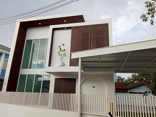 บ้านสร้างใหม่ สไตล์โมเดิร์น เข้าเมืองง่าย โซนแม่เหียะ