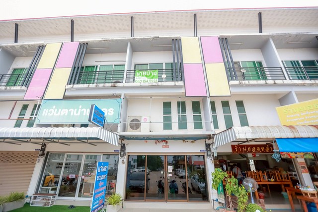 ขายอาคารพาณิชย์ 2 ชั้นครึ่ง น้ำทอง อำเภอเมือง จังหวัดน่าน