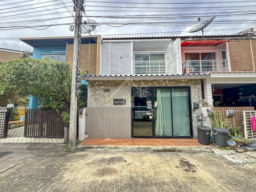 ทาวน์โฮม 2 ชั้น เดอะ ทรัสต์ ทาวน์ ราชพฤกษ์ – รัตนาธิเบศร์