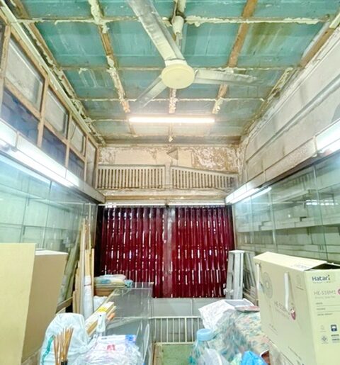 ร้านชั้น 1 BTS สะพานตากสิน ติดถ.เจริญกรุง รับกัญชาถูกกฏหมายได้