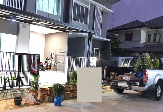 ให้เช่า กรุงเทพกรีฑา เคหะร่มสนามบินสุวรรณภูมิ ทาวน์โฮมใหม่ 4นอน