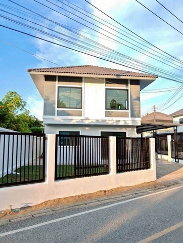 บ้านสร้างใหม่ 2 ชั้น ติดถนนหลักชุมชน ค้าขายได้ แม่โจ้ สันทราย