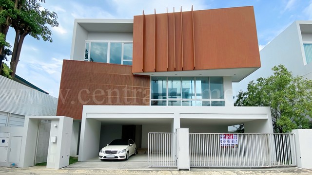 ขายด่วน บ้านเดี่ยว 3 ชั้น เดอะมาร์ค เอ็กซ์ควิซิท ราชพฤกษ์ – จรัญ