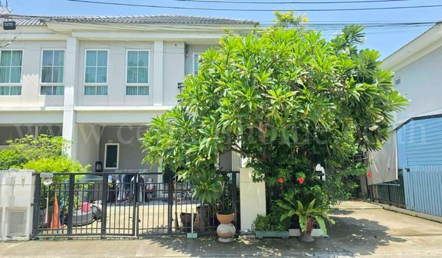ขายด่วน ทาวน์โฮม เดอะ คอนเนค บางนา – สุวรรณภูมิ หลังมุม