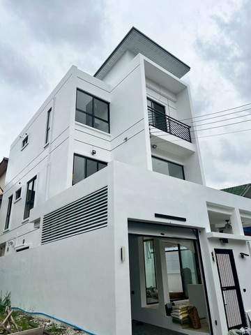 บ้านเดี่ยวTown in Town (เลียบด่วน)สร้างใหม่