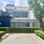 อาคาร+สระว่ายน้ำส่วนตัว ซ.รัชดาภิเษก 17 ให้เช่า 437sq.m.