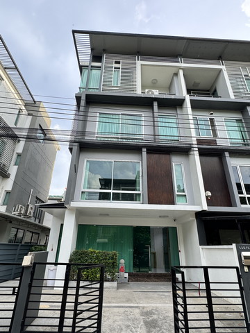 โฮมออฟฟิศสหการประมูล BSquare บีสแควร์พระราม9-เหม่งจ๋าย