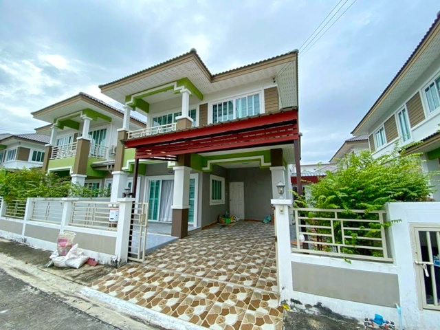 3 แอร์ ใหญ่ เช่าบ้าน2 ชั้น ตลาดสดนิคมบางปู พุฒสี โลตัส แพรกษา 800