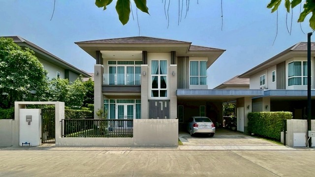 บ้านเดี่ยวพร้อมอยู่สไตล์ Luxury เมืองพิษณุโลก