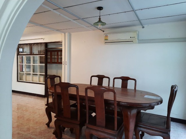 ให้เช่าบ้านเดี่ยว2ชั้น50ตร.ว3นอน2น้ำตกแต่งพร้อมเฟอร์ครบเช่า35000บ