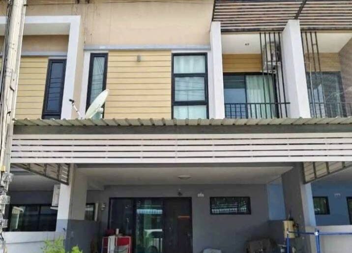 ขายทาวน์เฮ้าส์2ชั้นสภาพดีพร้อมอยู่ หมู่บ้านเดอะเพอร์เฟคโฮมทาวน์