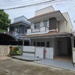 ขายถูกบ้านเดี่ยว 2 ชั้น มบ. บ้านพล วัชรพล ขนาด 30 ตรว. 4 นอน 3