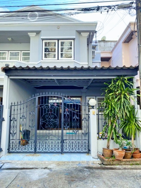 เดอะแจส วังหิน ทาวน์เฮ้าส์ 2 ชั้้น ลาดพร้าววังหิน79-85 BTS เสนานิ