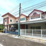 ขายทาวน์โฮมบ้านสวนชลบุรี บ้านรีโนเวทพร้อมอยู่
