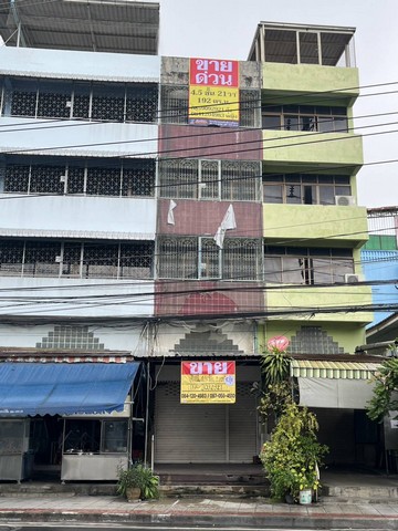 อาคารพาณิชย์ 4 ชั้นครึ่ง 268 ตร.ม. ติดถนนใหญ่ประชาอุทิศ95 มีชั้น