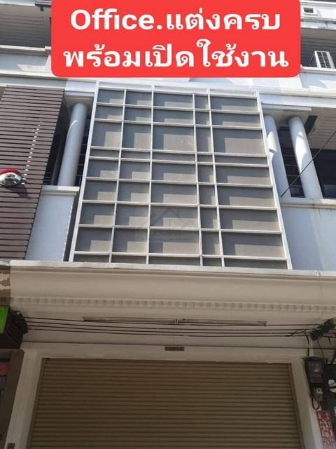 ให้เช่าโฮมออฟฟิศ 4.5 ชั้น 500 ตร.ม. ถนนพระราม 9 ปากซอย 49