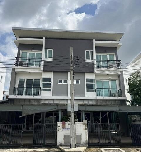 ขายโฮมออฟฟิศ 3 ชั้น 100 และ 500 ตร.ว.ชวนชื่นโมดัส วิภาวดี ถนนวิภา