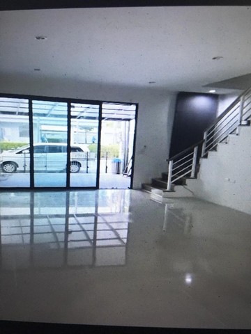 ให้เช่าทาวน์โฮม 3 ชั้น 300 ตร.ม. โครงการโคราซอน ประชาชื่น อ.ปากเก