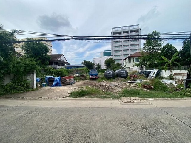 ขายที่ดิน ซอยรัชดาภิเษก 32 แยก 1 เนื้อที่ 191.6 ตารางวา