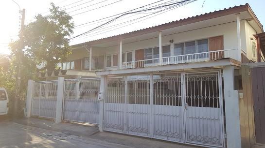 ให้เช่าโฮมออฟฟิต 2 ชั้น 51 ตร.ว. ซอยพหลโยธิน 18/1 ใกล้ MRT สวนจุต