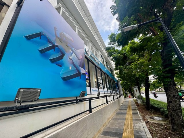 ให้เช่าพื้นที่ติดถนนใหญ่นราธิวาส-สาทร ใกล้ BTS ช่องนนทรี