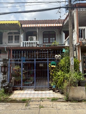 ขายทาวน์เฮ้าส์ 2 ชั้น ชินเขต – งามวงศ์วาน 47 “นานๆ หลุดมาที