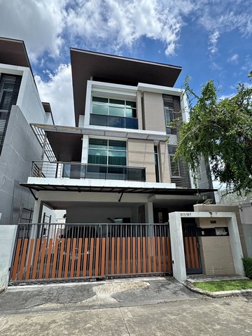 ขายบ้านเดี่ยว3ชั้น ใกล้HomePro พระราม 9 และ The Nine พระราม 9