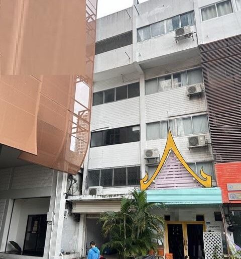 ขายอาคารพาณิชย์ 5 ชั้น พื้นที่ 280 ตร.ม. ถนนเพชรบุรี บางกะปิ