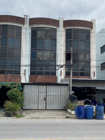 ลให้เช่าอาคารพาณิชย์ 3.5 ชั้น ใกล้ตลาดไท ถนนพหลโยธิน คลองหลวง ปทุ