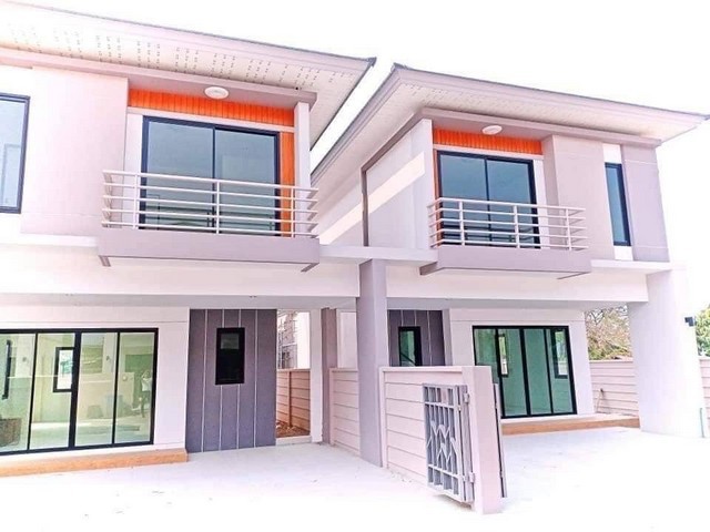 //ลดราคา//ขายบ้านแฝด (เชิงเดี่ยว) 39 ตร.ว. (3 น 3 น้ำ) 3,779,100