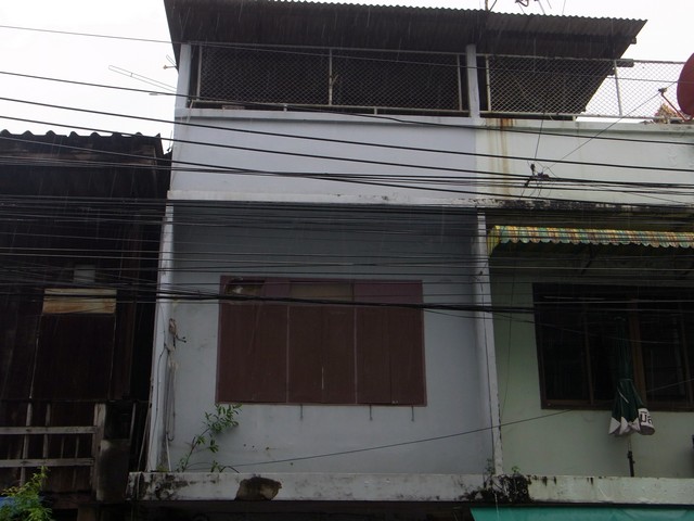ตึกแถว 3 ชั้น ริมถนนซอยเพชรเกษม58 เดินทางสะดวก