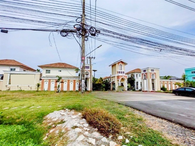 ARL ลาดกระบัง 2.3กม.บ้านเดี่ยวสุดหรู 2 ชั้น จัดเต็มเฟ พัฒนาชนบท4