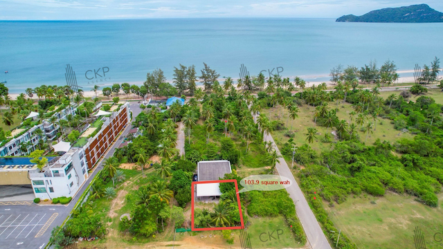 ที่ดินเปล่า ติดหาดสามร้อยยอด เพียง 30 เมตร ใกล้ที่ท่องเที่ยวและตล