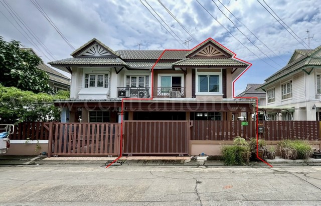 บ้านแฝด พฤกษา 19 ซอยวัดลาดปลาดุก บางบัวทอง – นนทบุรี