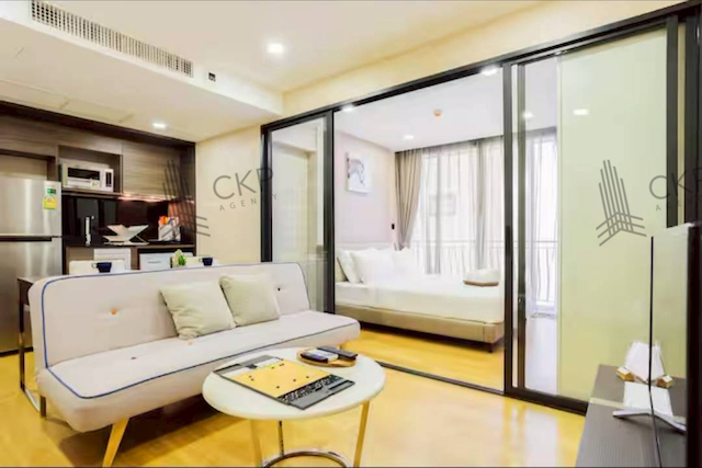 คอนโด Klas หลังสวน ตกแต่งสวยงาม สไตล์minimalโทนสว่าง พร้อมเข้าอยู