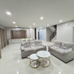 บ้านเดี่ยวCentroเซ็นโทร บางนาเฟส2 4 ห้องนอน