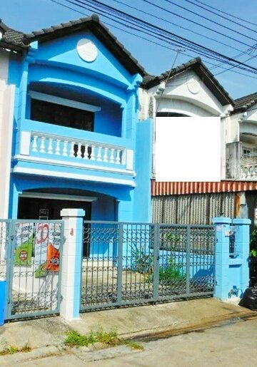 รร.แก้วอินท MRT ตลาดบางใหญ่ 1.3 กม. ทาวน์เฮ้าส์ 2 ชั้น 18 ตร.วา