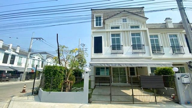 อินดี้ 2 บางนา รามคำแหง2 คอนคอร์เดียน 2.9 กม.ให้เช่าทาวน์โฮมหรู