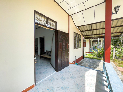 2-Bedroom House for Rent – Ready to Move In . Prime Location